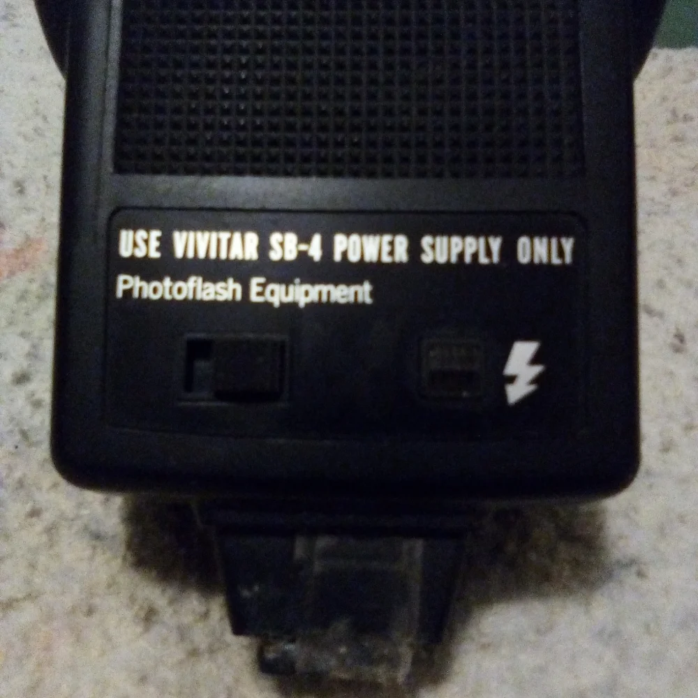 Vintage Black Vivitar Auto Thyristor 283 Photoflash Shoe Mount No Cord Untested
